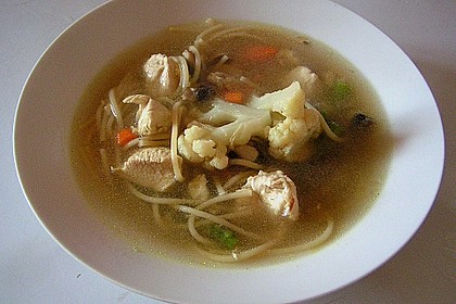 Omas Hühnersuppe 4
