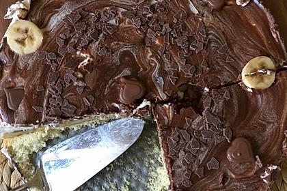 Milka - Herzen - Torte 9