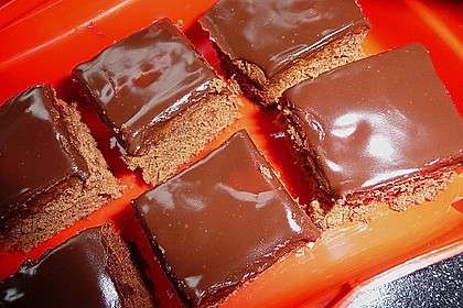 Frosting / Glasur mit Schokolade und Sahne 4