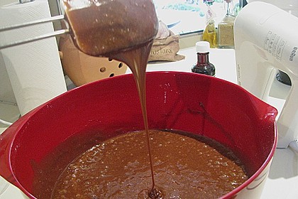 Frosting / Glasur mit Schokolade und Sahne 13