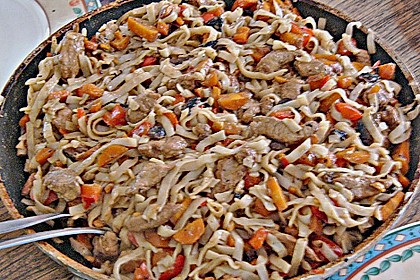 Puten - Gem&uuml;se - Erdnuss Wok