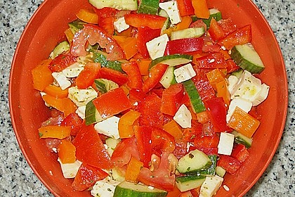 Bunter Paprikasalat mit Feta 2