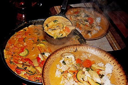 Schnelles Thai - Curry mit Huhn, Paprika und feiner Erdnussnote 62