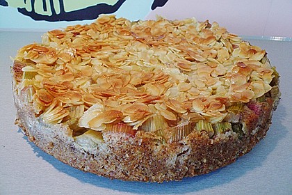 Rhabarberkuchen mit Bienenstichdecke 10