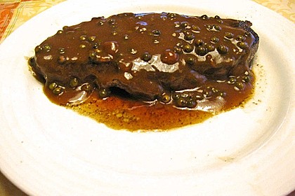 Steak in Pfeffersauce 18