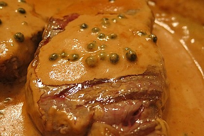 Steak in Pfeffersauce 8