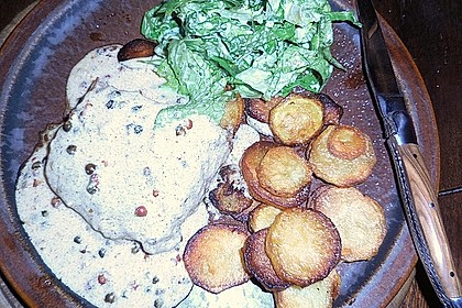 Steak in Pfeffersauce 24