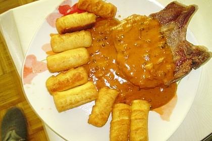 Steak in Pfeffersauce 25