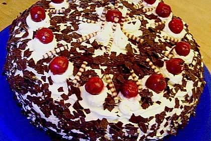Schwarzwälder Kirschtorte - super easy 185