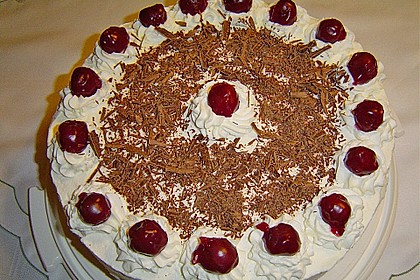 Schwarzwälder Kirschtorte - super easy 17