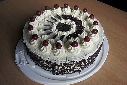 Schwarzwälder Kirschtorte - super easy 1