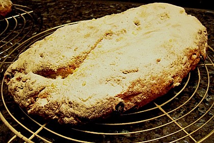 Weihnachtsstollen, süßes Prachtstück mit Tradition 42