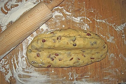 Weihnachtsstollen, süßes Prachtstück mit Tradition 75