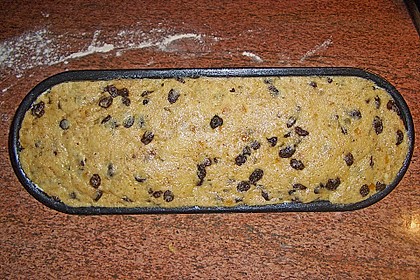 Weihnachtsstollen, süßes Prachtstück mit Tradition 95