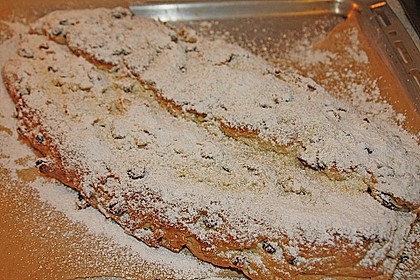 Weihnachtsstollen, süßes Prachtstück mit Tradition 30