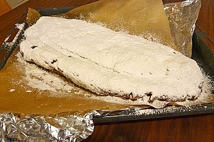 Weihnachtsstollen, süßes Prachtstück mit Tradition 72