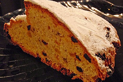 Weihnachtsstollen, süßes Prachtstück mit Tradition 16