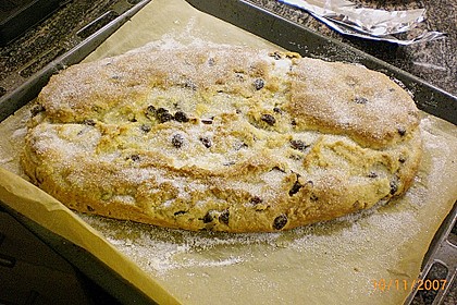 Weihnachtsstollen, süßes Prachtstück mit Tradition 24