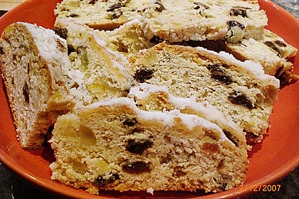 Weihnachtsstollen, süßes Prachtstück mit Tradition 3