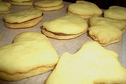 Vanilleherzen mit Nougatfüllung 24