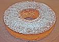 Eierlik&ouml;rkuchen mit Schokostreuseln