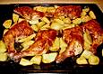 Scharfe H&auml;hnchenkeulen mit Kartoffeln
