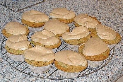 Rhabarber - Muffins mit Baiser 3