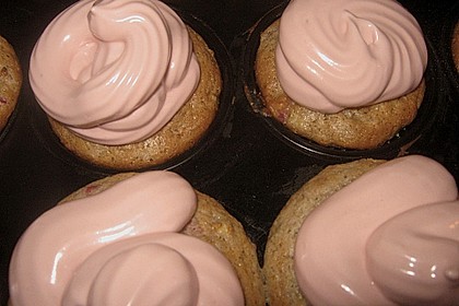 Rhabarber - Muffins mit Baiser 16