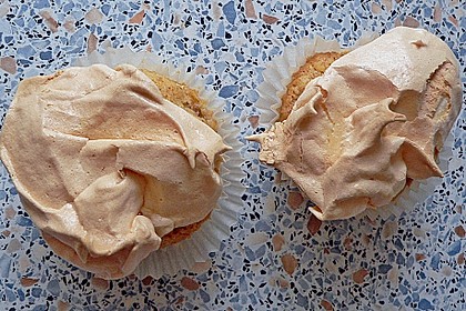 Rhabarber - Muffins mit Baiser 4
