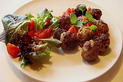 Fleischb&auml;llchen mit Knoblauch und Tomaten 1