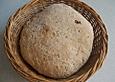 Fladenbrot italienische Art mit getrockneten Tomaten oder Oliven