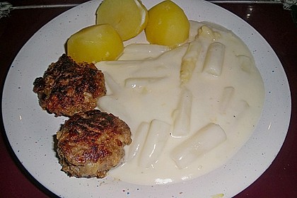 Spargel in Sahne