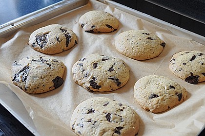Chewy Chocolate Chip Cookies 10