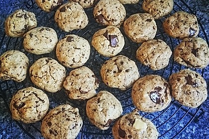 Chewy Chocolate Chip Cookies 36