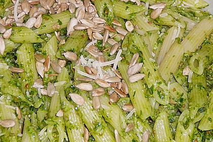 Penne mit B&auml;rlauch - Pesto