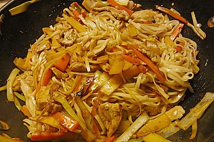 Asiatische Bratnudeln mit Schweinefilet 1