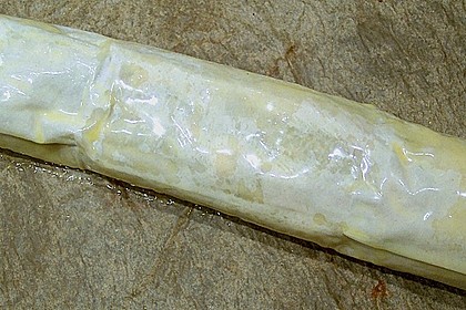 Strudel mit Kirschtomaten, K&auml;se und Rucolapesto 1