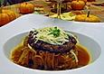 Zwiebelhacksteak auf K&auml;setoast
