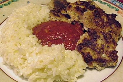 Hackb&auml;llchen mit Ricotta und Pinienkernen in Rotwein- Tomatensauce 2