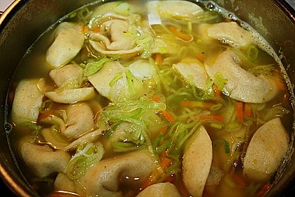Hühnersuppe mit frischer Pasta 2