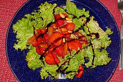Gr&uuml;ner Spargel mit Erdbeeren 3