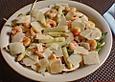 Spargelsalat mit Shrimps auf Rauke