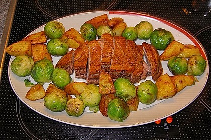 Kartoffeln und Rosenkohl in Entenaroma mit Cranberry - Entenbrust 2