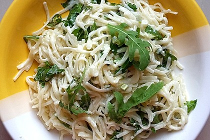 Spaghettini mit Ziegenkäse, Rucola und Limetten 3
