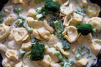 Tortellini ai broccoli 2