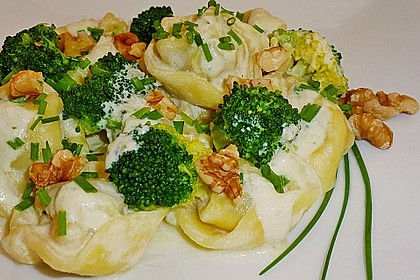 Tortellini ai broccoli 13