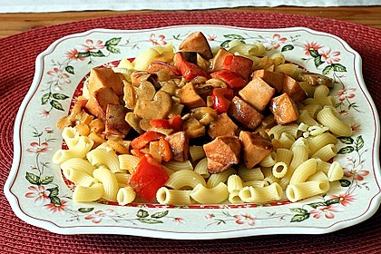 Wurstgulasch nach Truckerart 1
