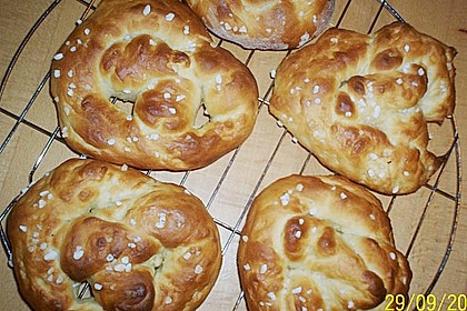 Saftige Martinsbrezeln 22