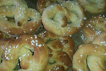 Saftige Martinsbrezeln 13