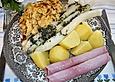 Spargel zu R&uuml;hrei und Schinken